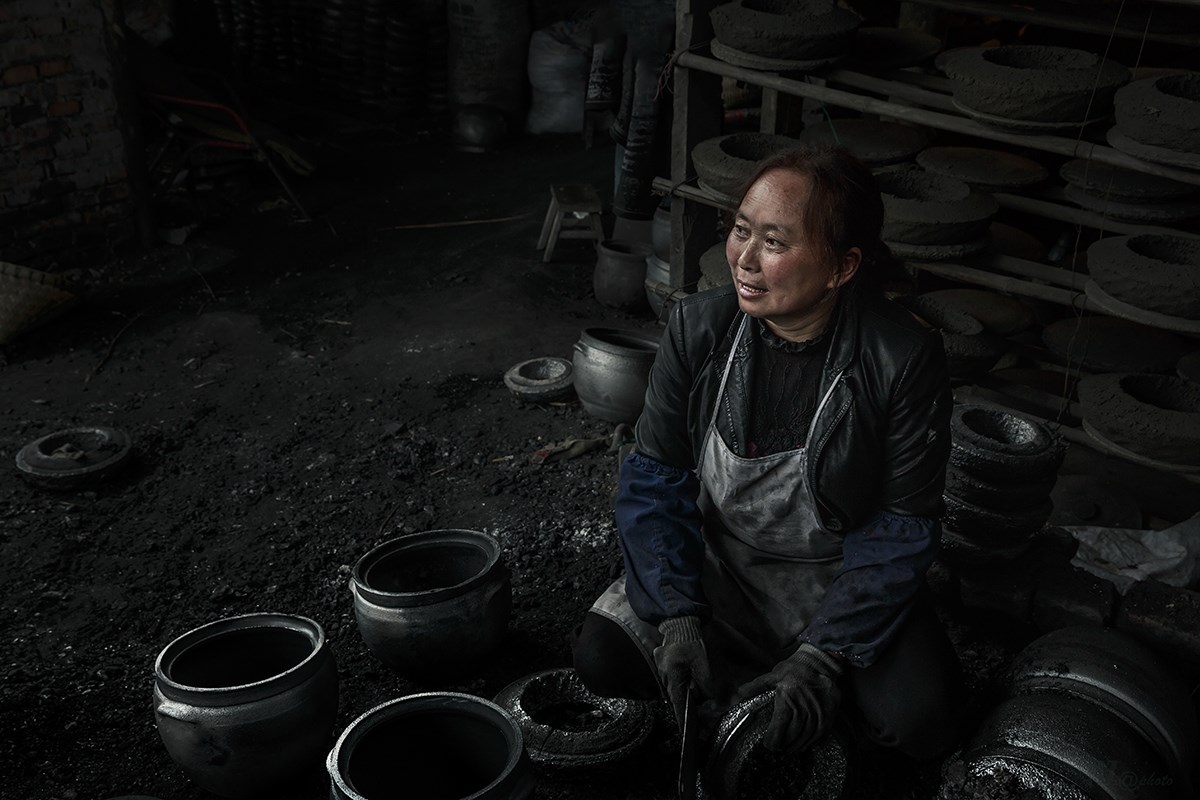 Black Pottery of Yingjing | Foto von Min Zhao